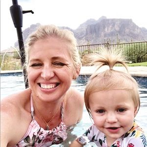 Meet your Posher, Mia